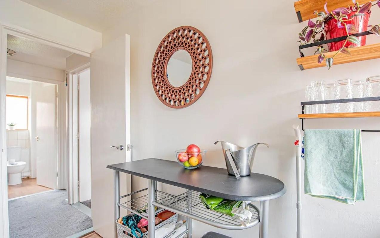 Home Away Home Near Heathrow Airport Cowley  Extérieur photo