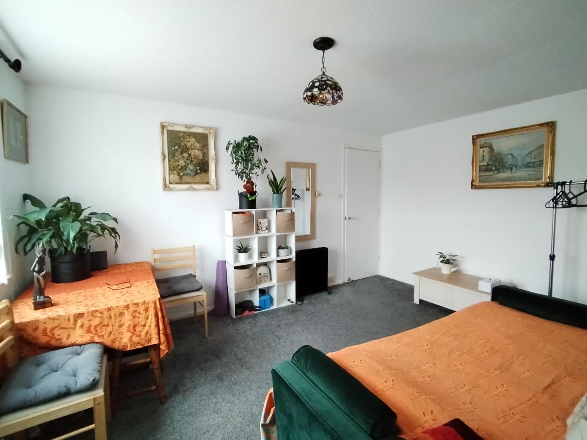 Home Away Home Near Heathrow Airport Cowley  Extérieur photo